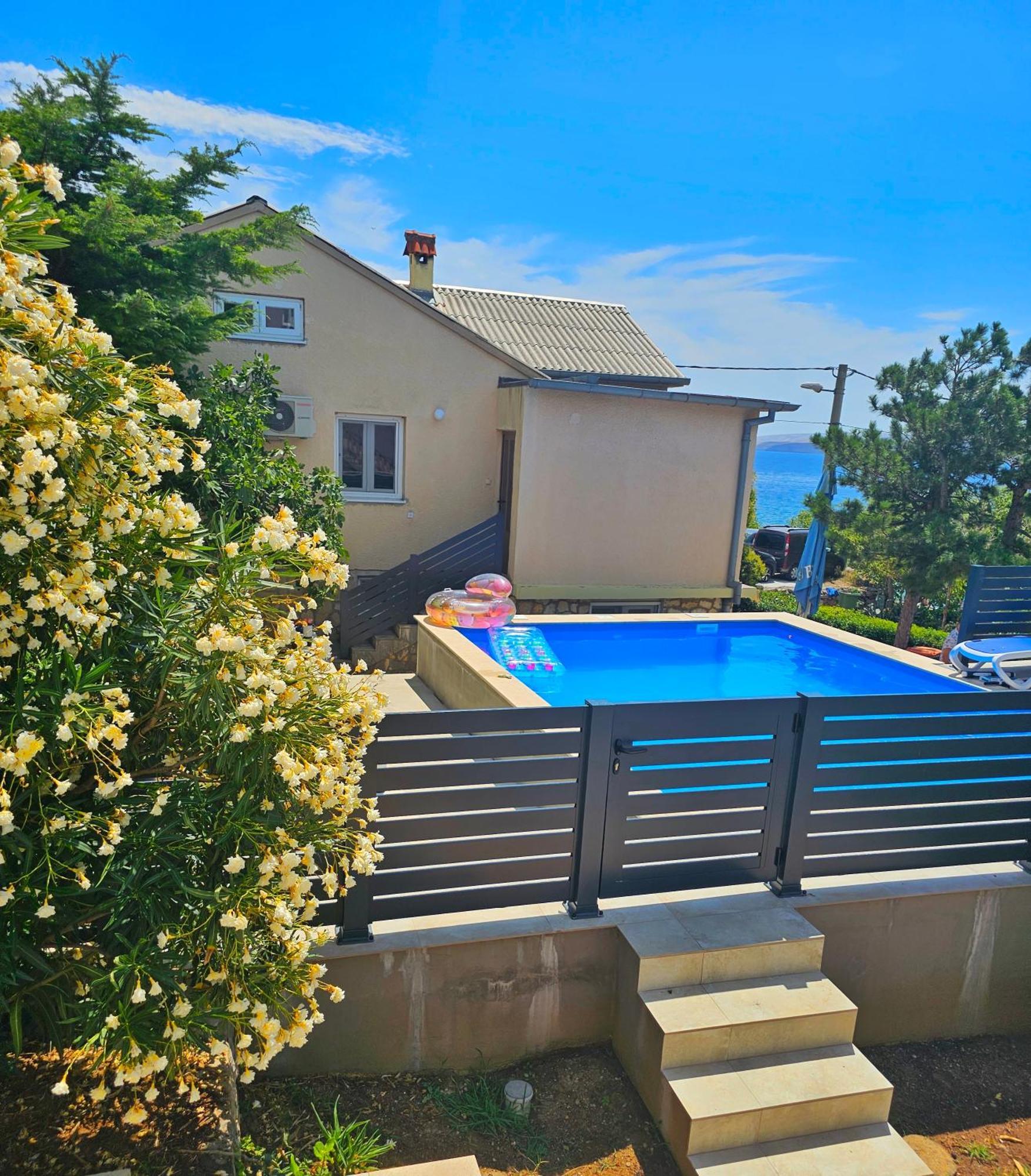Beachfront House Ivana With Pool - Renovated 2025 Cesarica Exteriér fotografie