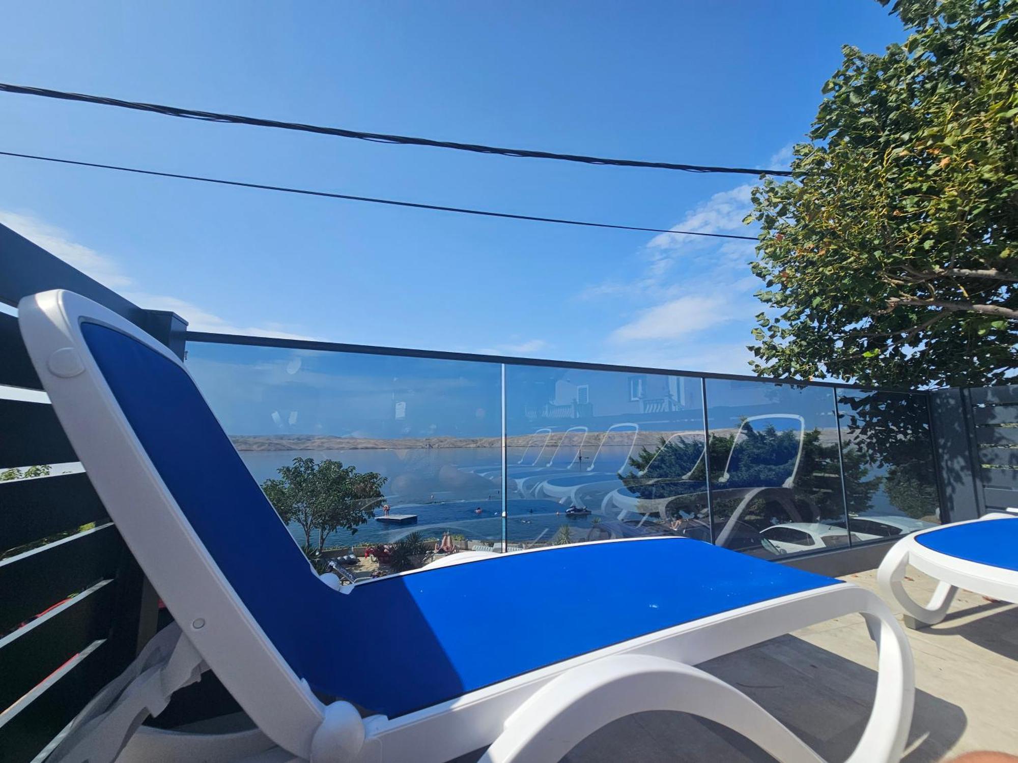 Beachfront House Ivana With Pool - Renovated 2025 Cesarica Exteriér fotografie